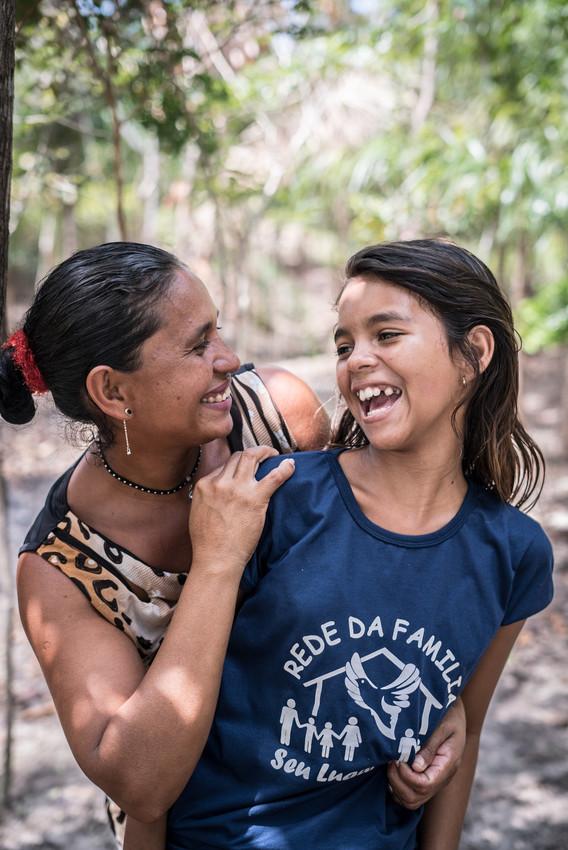 Layza, fille parrainée et sa mère